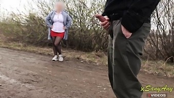 Amateur Voyeur Captures Mom'S Reaction To Public Exposure
