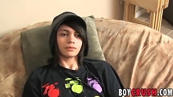 Beautiful Young Gay Man Masturbating And Ejaculating During A Sex Chat