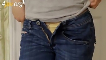 Amateur Movie With Friendly Fucking