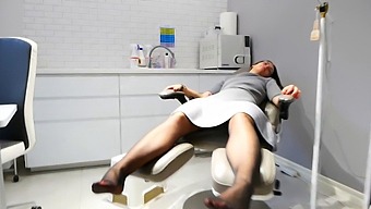 Aroused Beautician Satisfies Client'S Foot Fetish Desires