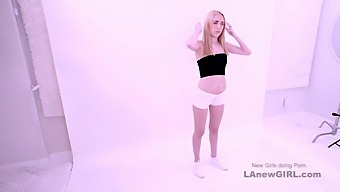 Amateur Blonde Babe Takes It Up The Ass In Hd