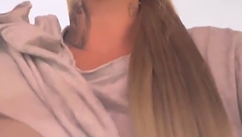 Fitness Enthusiast With Perfect Shape Tits Gets Turned On At The Gym
